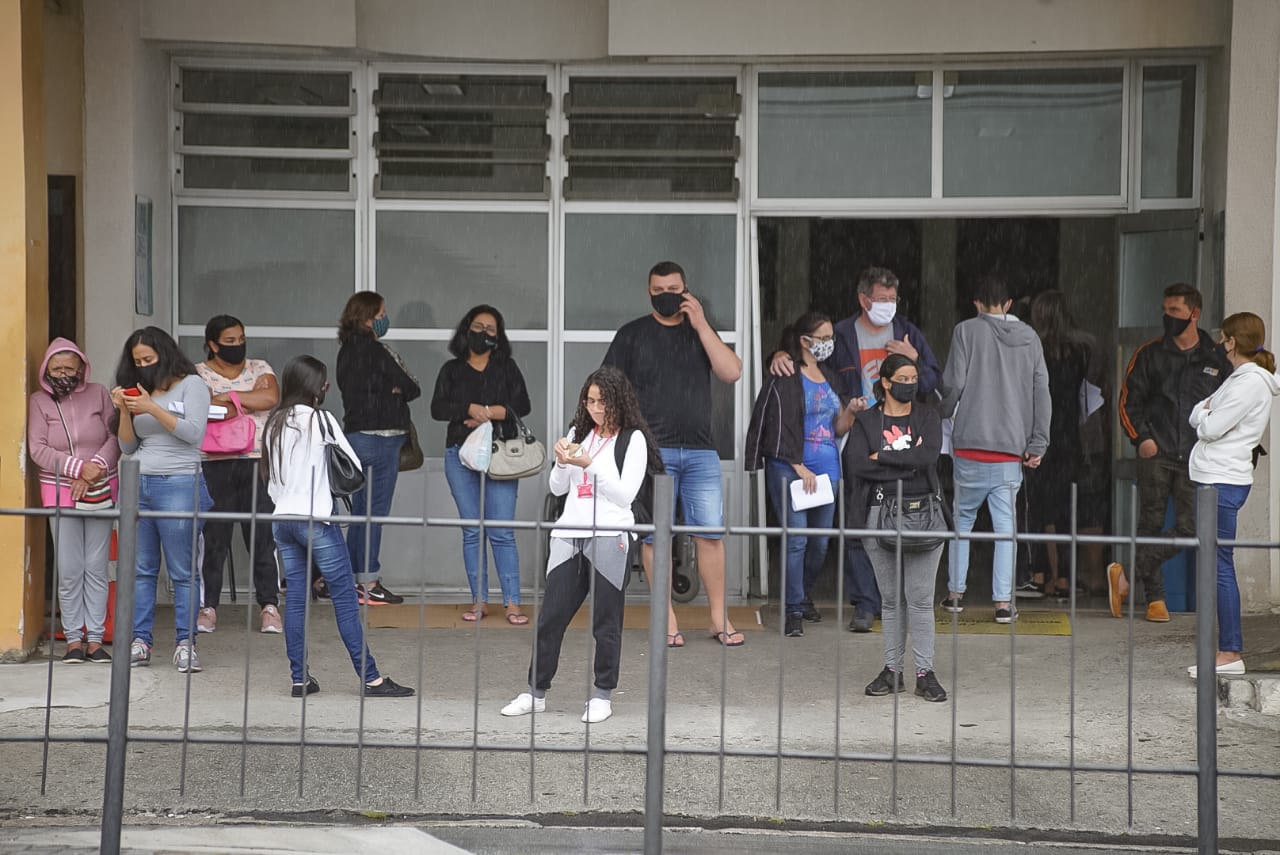 Hospital Evangélico de Curitiba troca equipe e reabre UTI