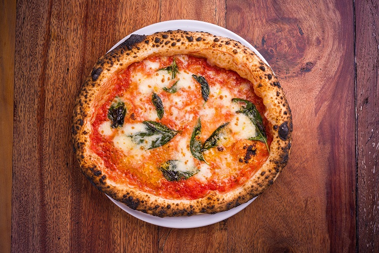 A PIZZA MAIS RECHEADA DE CURITIBA 🍕 Quem ama pizza, levanta a mão 🙋